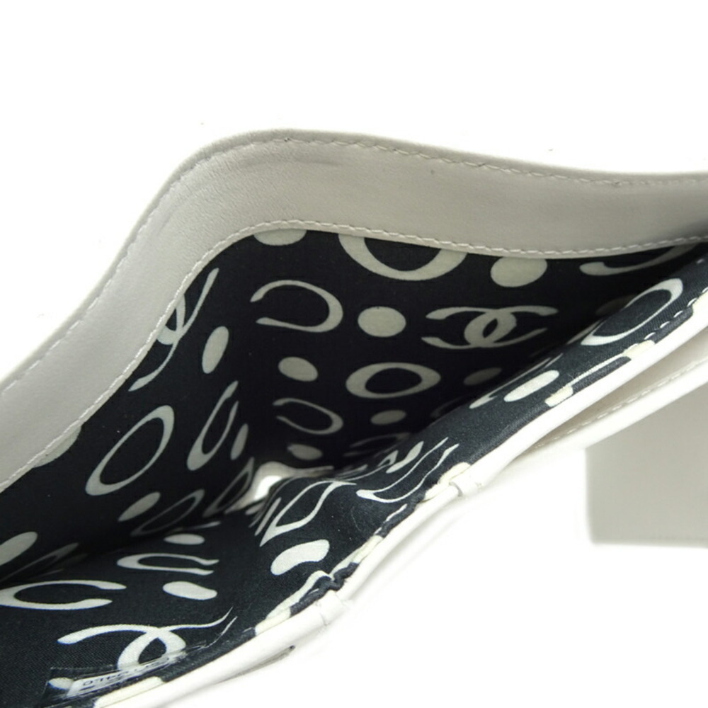 CHANEL Authentic White Caviar Leather Wallet - Picture 9 of 10